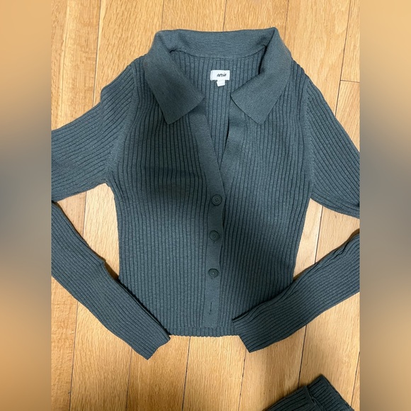 Aerie Gotta Jet! Polo Sweater and Skater Pant Set Royal Palm Size Small - Picture 2 of 15